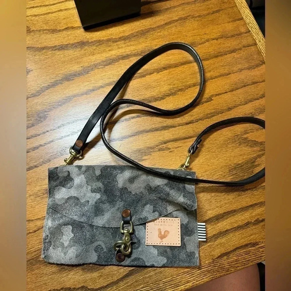 meanwhile back on the farm Handbags - Meanwhile Back On The Farm Crossbody